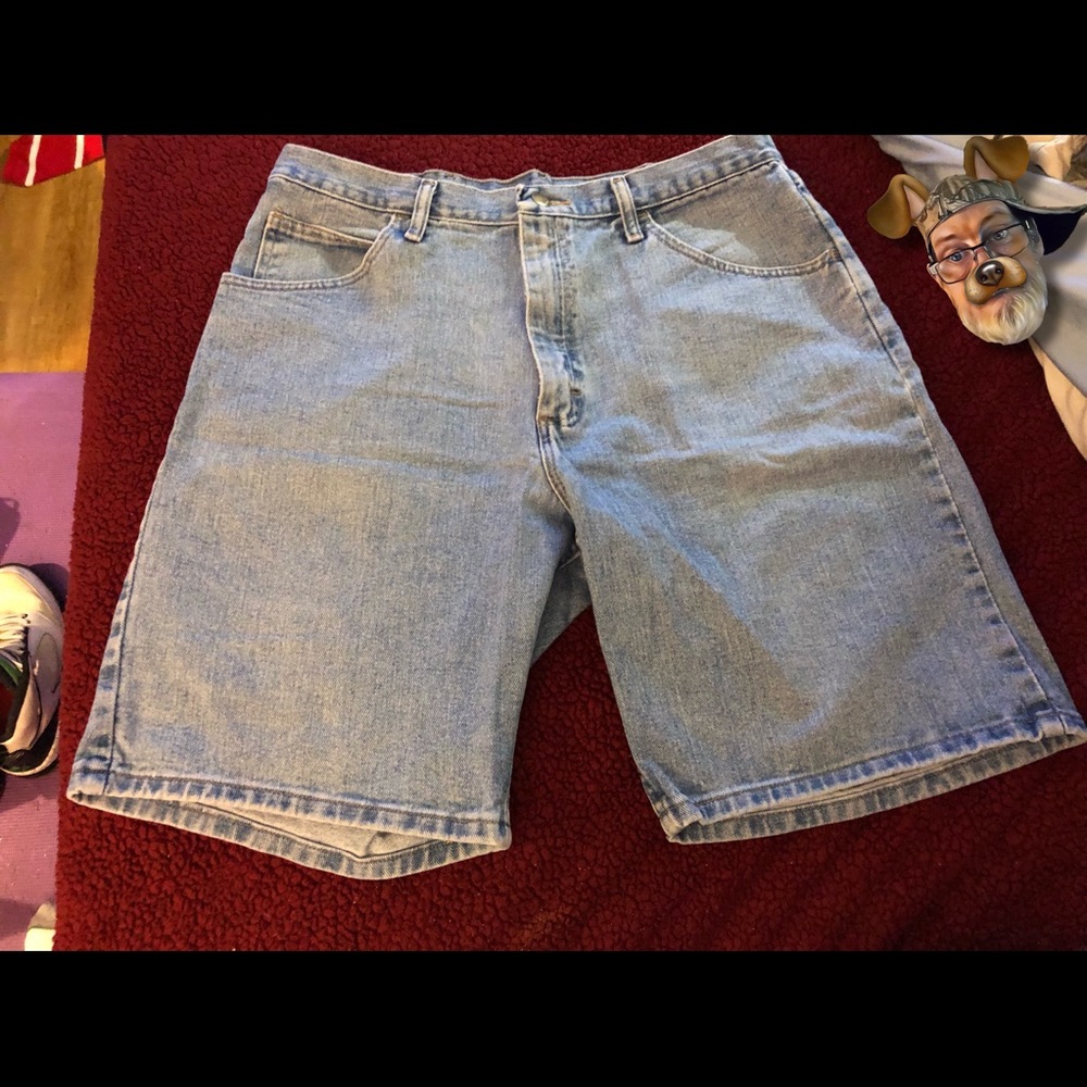 Wrangler Premium Quality Relaxed Fit Mens Denim Shorts Size 36